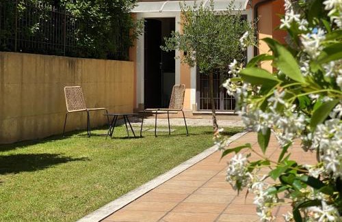 Terni Apartment | La Casetta- Bilocale con giardino privato