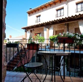 Siguenza House | La Casona de Lucía
