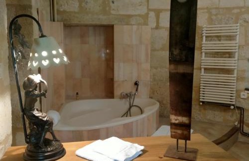 Puisseguin Bed & Breakfast | La chambre du Château de Puisseguin