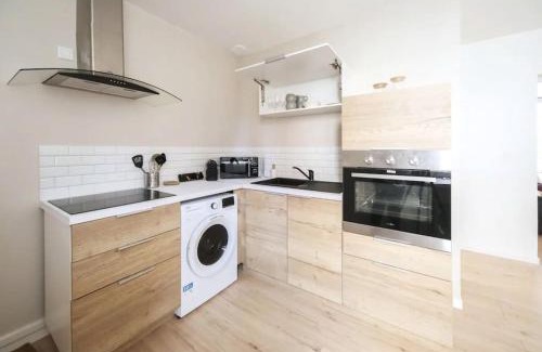 Anatole France Danton Apartment | La Chrysalide