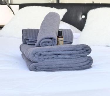 Madeleine-Champ de Mars Apartment | La Cité des Coeurs LU Parking inclus