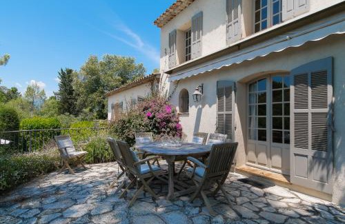 Roquefort-les-Pins Villa | La Clairiere