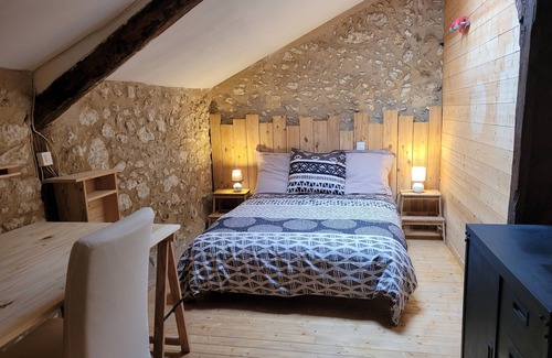 Sourzac House | La Colline Truffière