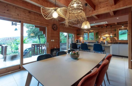 Murs-et-Gelignieux House | La Corbassière