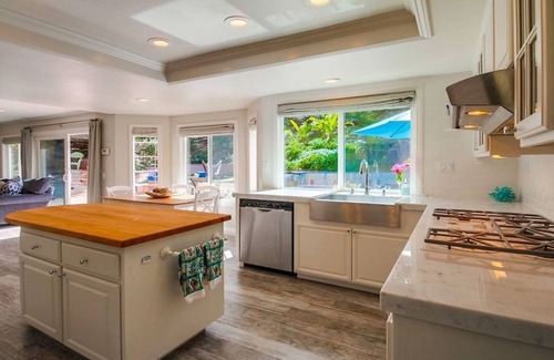 Carlsbad House | La Costa Tropics - Tropical Backyard, Pool, Spa, Water Slide, Waterfall, Grotto