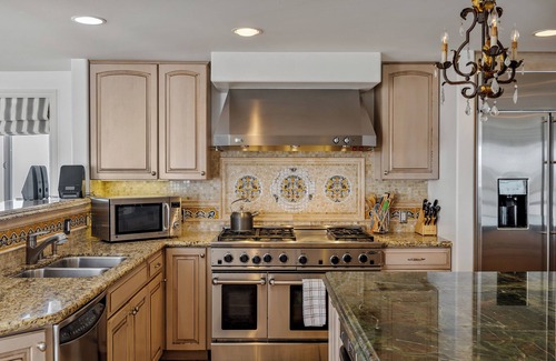 Silver Strand House | La Dolce Vita at Silverstrand