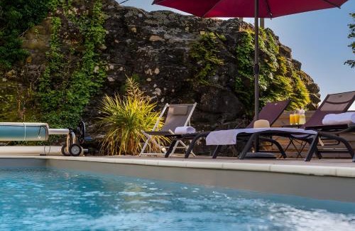 Saint-Pons Bed & Breakfast | La Ferme De Mon Grand-père