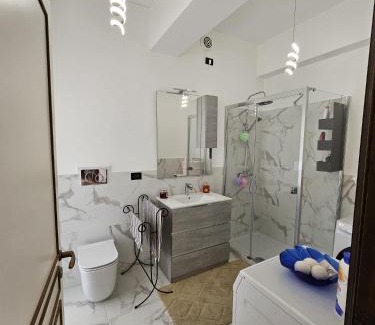 Genoa Apartment | La Finestra sul Porto