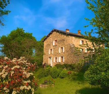 Bievre Isere Bed & Breakfast | La FortBelle