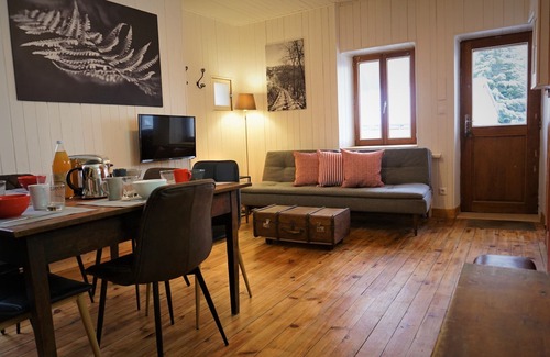 Thoiry House | La Fougère/Margériaz/Féclaz/Heart of the mountain 🌟 Warm decoration 🌟 8 p/Rare