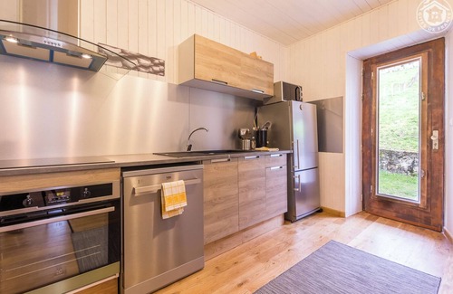 Thoiry House | LA Fougere - Thoiry - Gîte