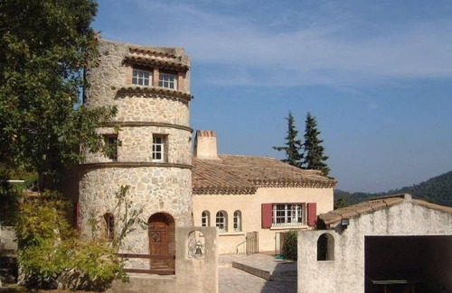 La Garde-Freinet Villa | La Garde Freinet. Luxury family villa with private pool. Sleeps 12