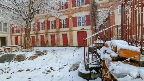 Angoustrine Apartment | La Grande Maison Rouge