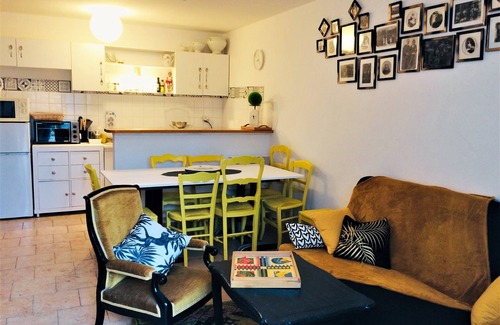 Blere Apartment | La Grande Tanière du Loup Garou