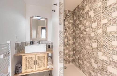 Sacy-le-Petit House | La grange