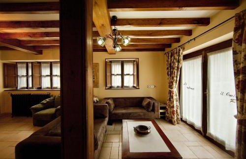 Cabrales House | La Indiana