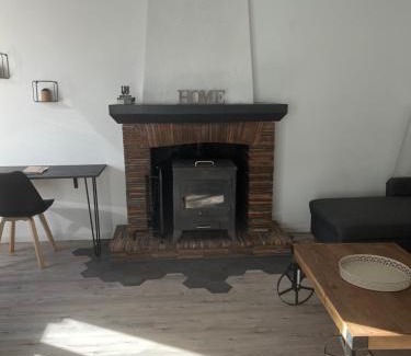 Gouvernes House | La lavandière