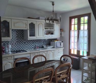 Ault House | La Leopoldine