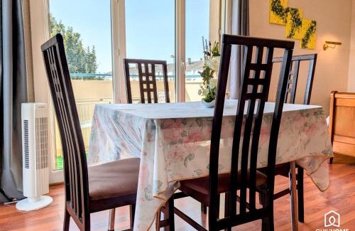 Sud Loire Apartment | La Levée - Balcon ensoleillé - Parking gratuit rue