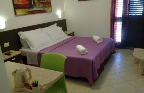 La Caletta Bed & Breakfast | La Locanda Del Mare -Domo- Affittacamere