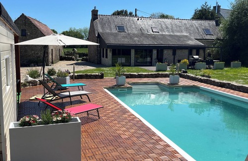 Pluguffan House | La Longère