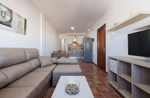 Santa Lucia Apartment | La Madera 1A Urban Home near the Airport - Wifi