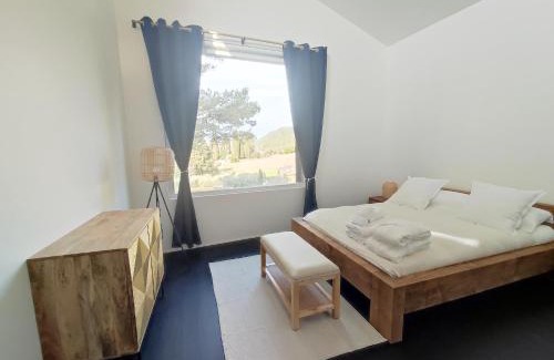 Montaren-et-Saint-Mediers Villa | La Maison joyeuse à 5 minutes d'Uzès