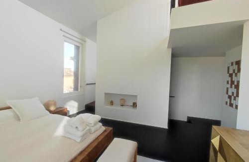 Montaren-et-Saint-Mediers Villa | La Maison joyeuse à 5 minutes d'Uzès