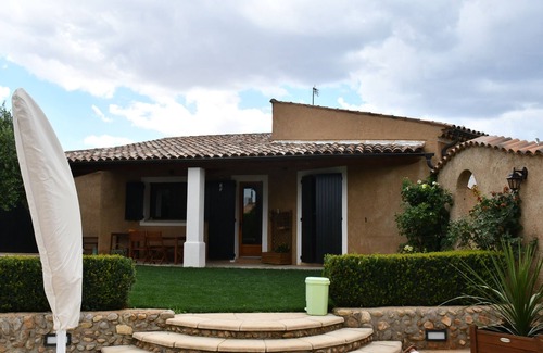 Puimoisson Villa | La Maison Angelvin