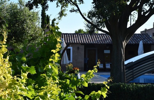 Puimoisson Villa | La Maison Angelvin