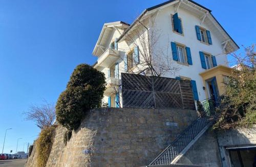 Hauterive House | La Maison Bleue à 2 pas du Lac du Neuchâtel