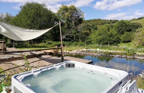 Sardent House | La Maison Bleue23