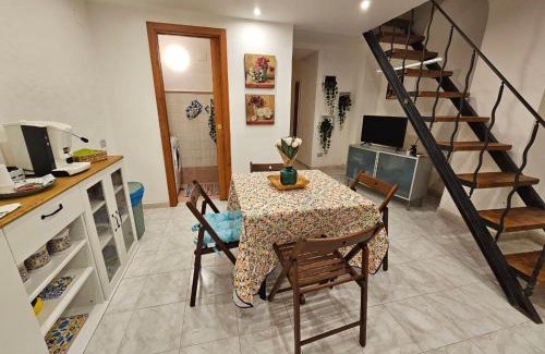 Rione Duomo Apartment | La Maison Bouganville