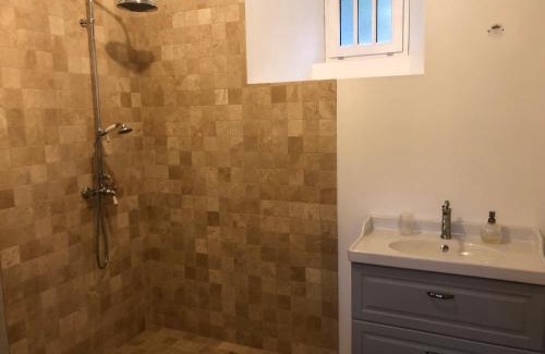 Hauterives House | La maison de Constance