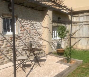 Hauterives House | La maison de Constance