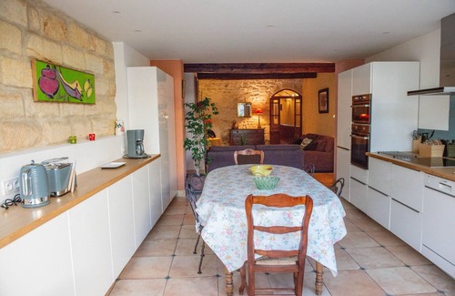 Aigues-Mortes Medieval City House | La Maison de Famille