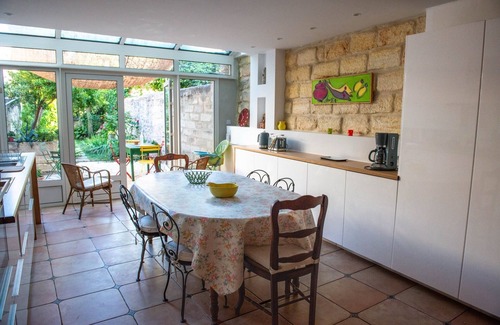 Aigues-Mortes Medieval City House | La Maison de Famille