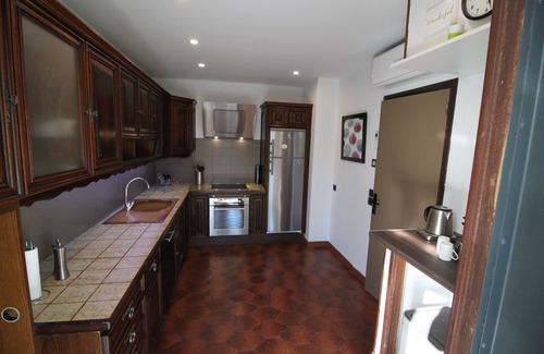 Marseillan House | La Maison de Georges , Jolie Maison Climatisée Avec Terrain vue Etang de Thau