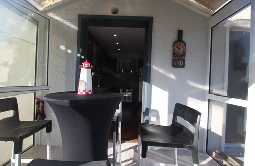 Marseillan House | La Maison de Georges , Jolie Maison Climatisée Avec Terrain vue Etang de Thau