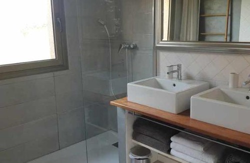 Lamothe-Capdeville Bed & Breakfast | La maison de kat