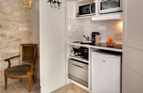 Avignon City Centre House | La Maison des Augustins B&B, Spa et Fitness