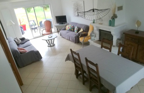 Orbigny House | La Maison des Bruyères