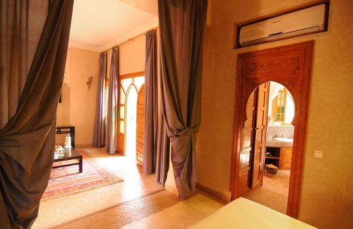 Lagouassem Hotel | La Maison Des Oliviers
