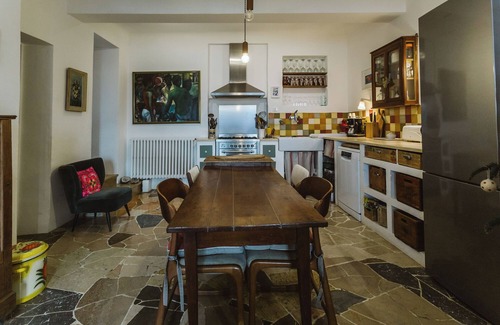 Allauch Apartment | La Maison des Sœurs, Joli T6 en Allauch, Provence et à 12km de Marseille