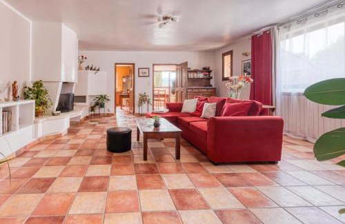 Fontaine-de-Vaucluse Villa | La Maison du Chapelier