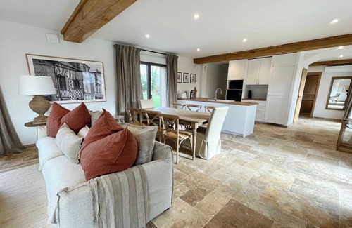 Cricqueboeuf Apartment | La Maison du Haras - Norman house near Deauville