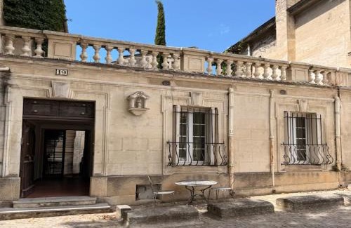 Avignon City Centre Apartment | La Maison du Pape
