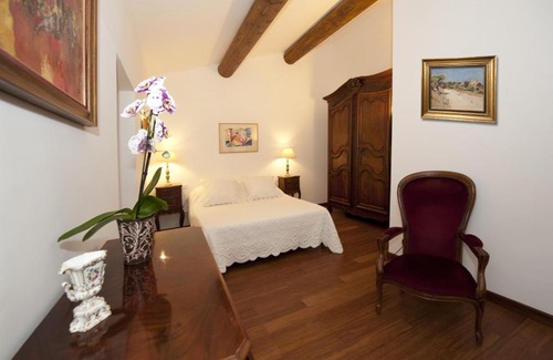Mallemort Bed & Breakfast | La Maison du Peintre en Provence