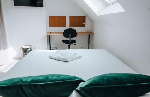 Chateauroux Apartment | La Maison MMM - Proche Centre & Commerces