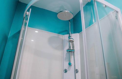 Chateauroux Apartment | La Maison MMM - Proche Centre & Commerces